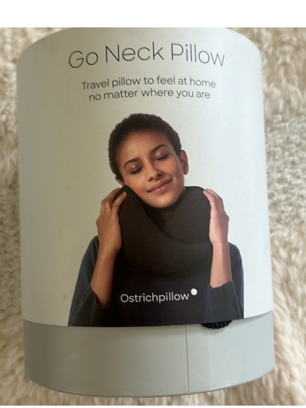 Ostrich Go Neck Pillow! First class comfort Grey/Black, new with bag and box